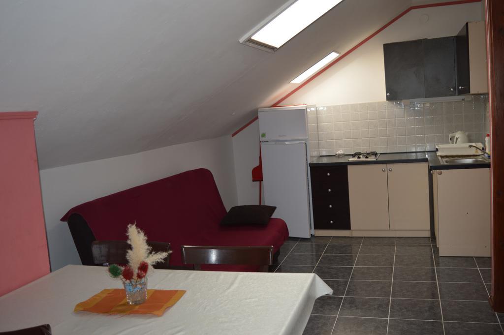Apartments Malnar Novi Vinodolski Zimmer foto