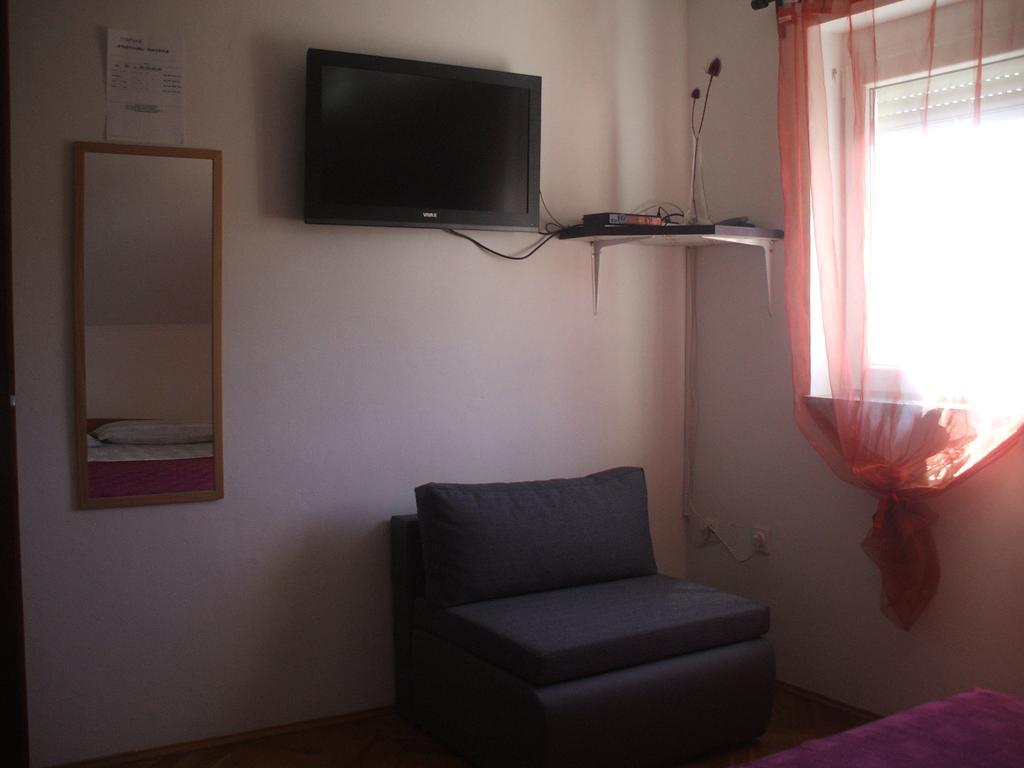 Apartments Malnar Novi Vinodolski Exterior foto