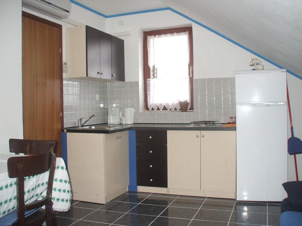 Apartments Malnar Novi Vinodolski Exterior foto